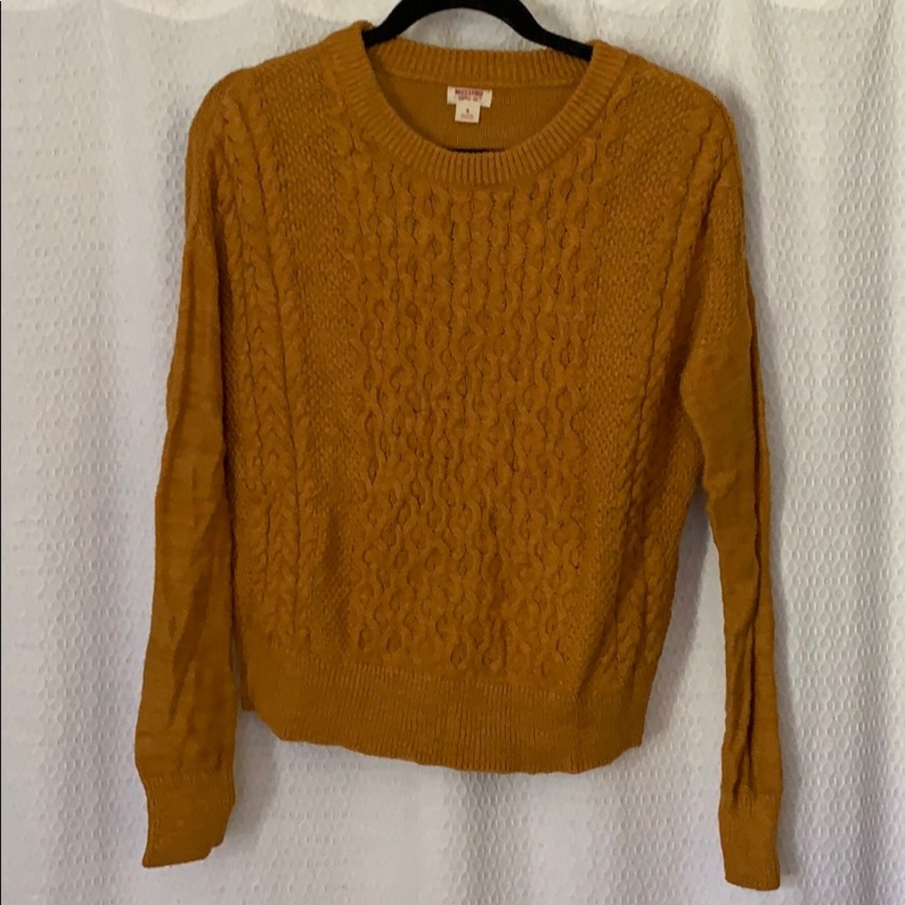 Cozy mustard sweater